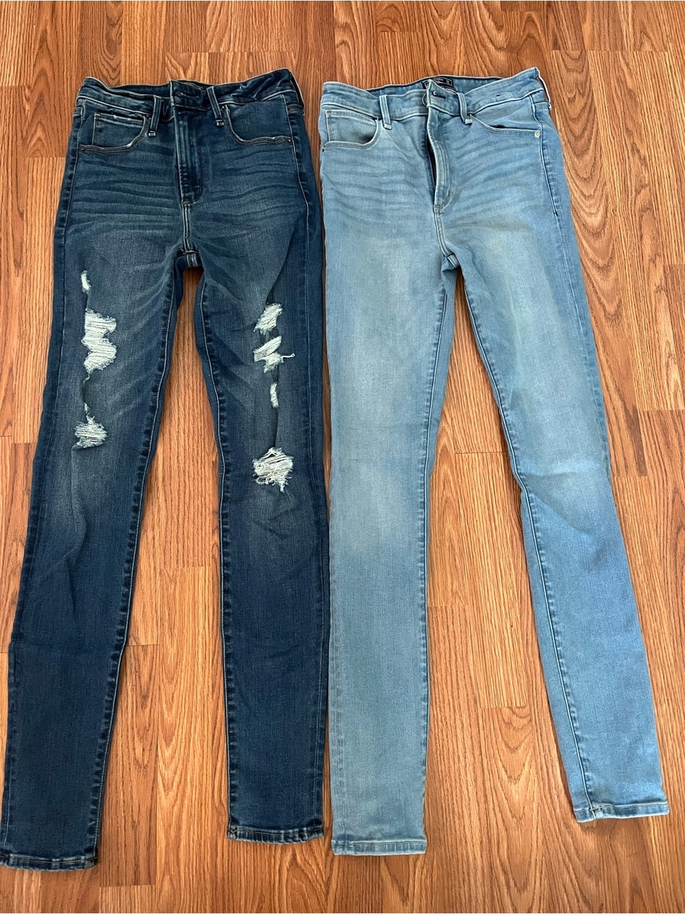 Abercrombie & Fitch Women’s Skinny Jean - Dark Indigo & Light Wash-Both pair $37